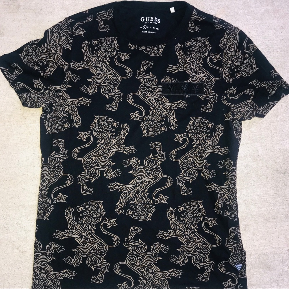 GUESS Tee